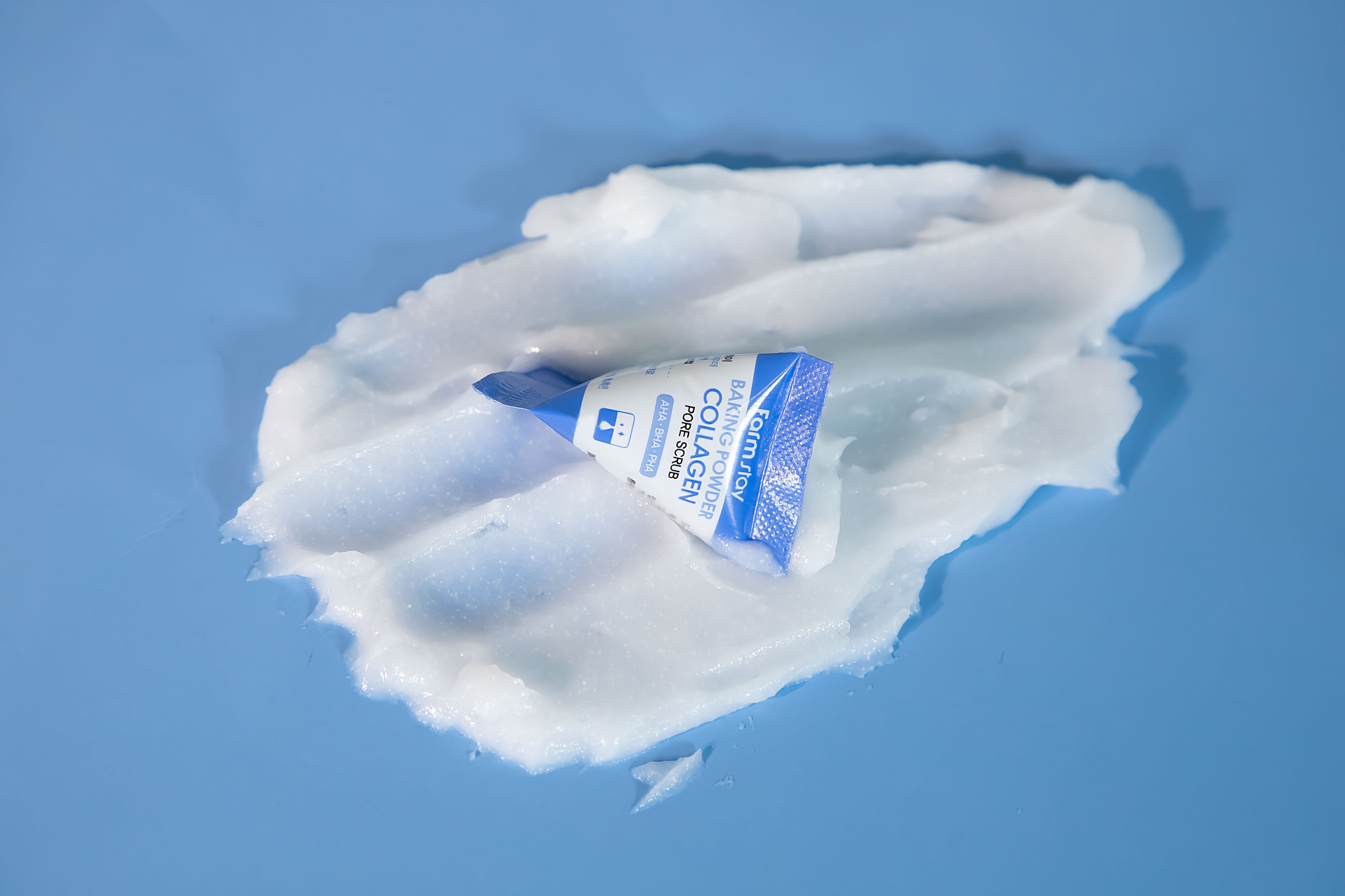 Farmstay Baking Powder Collagen Pore Scrub 25pcs