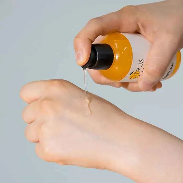 Farmstay Citrus Yuja Vitalizing Serum